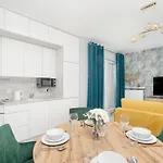 Apartamento Beautiful With Balcony & Free Garage By Renters *